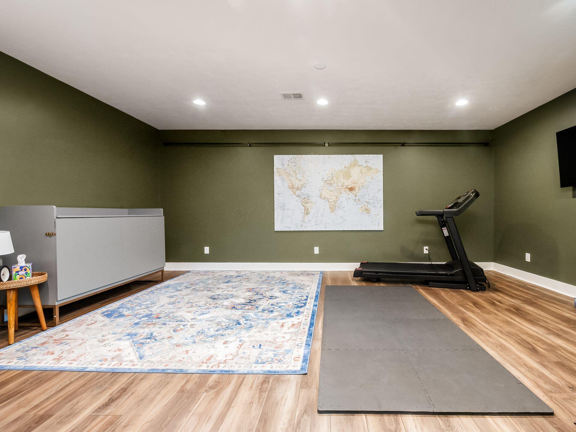 5808 Glendavon Loop