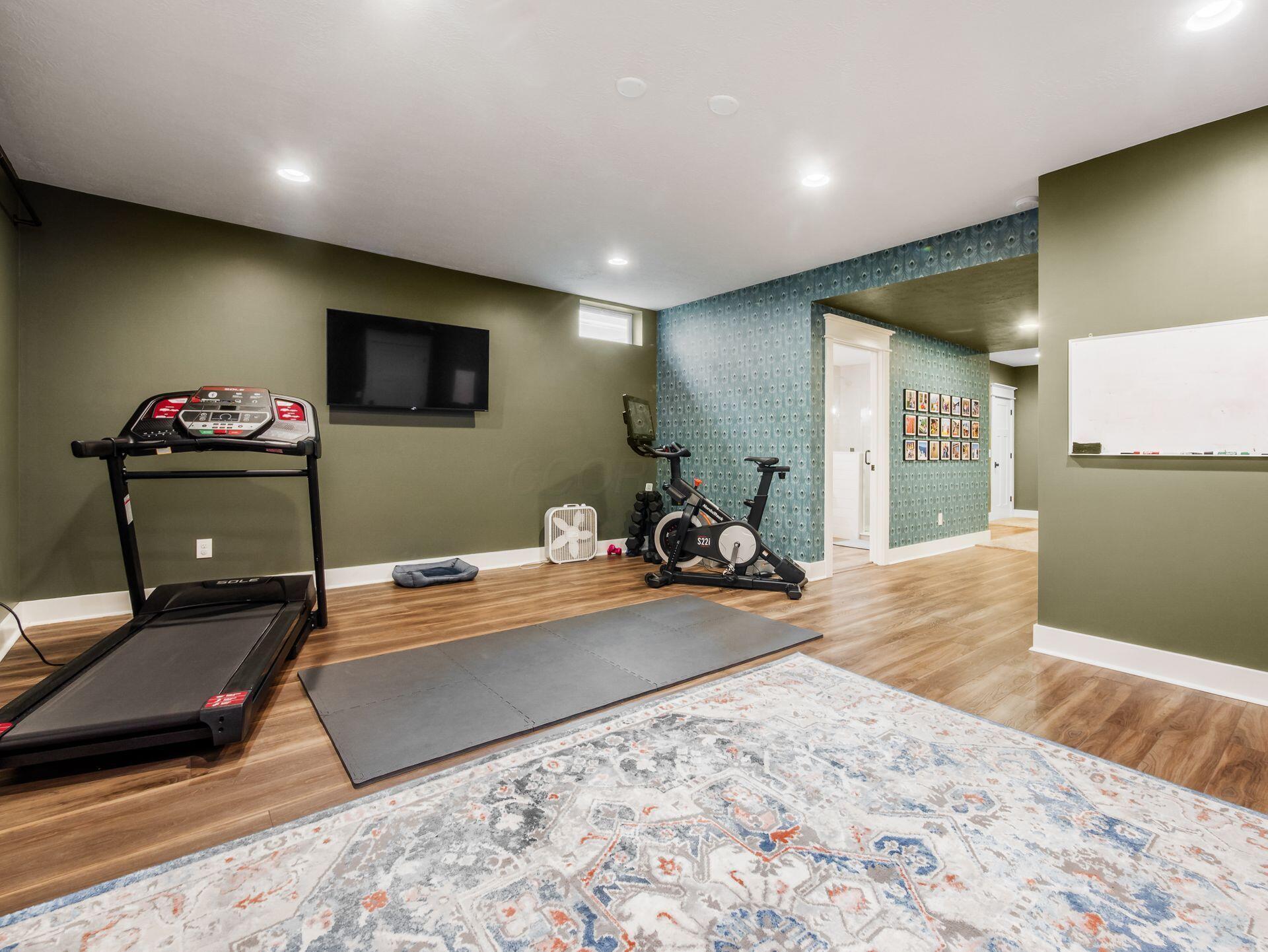 5808 Glendavon Loop