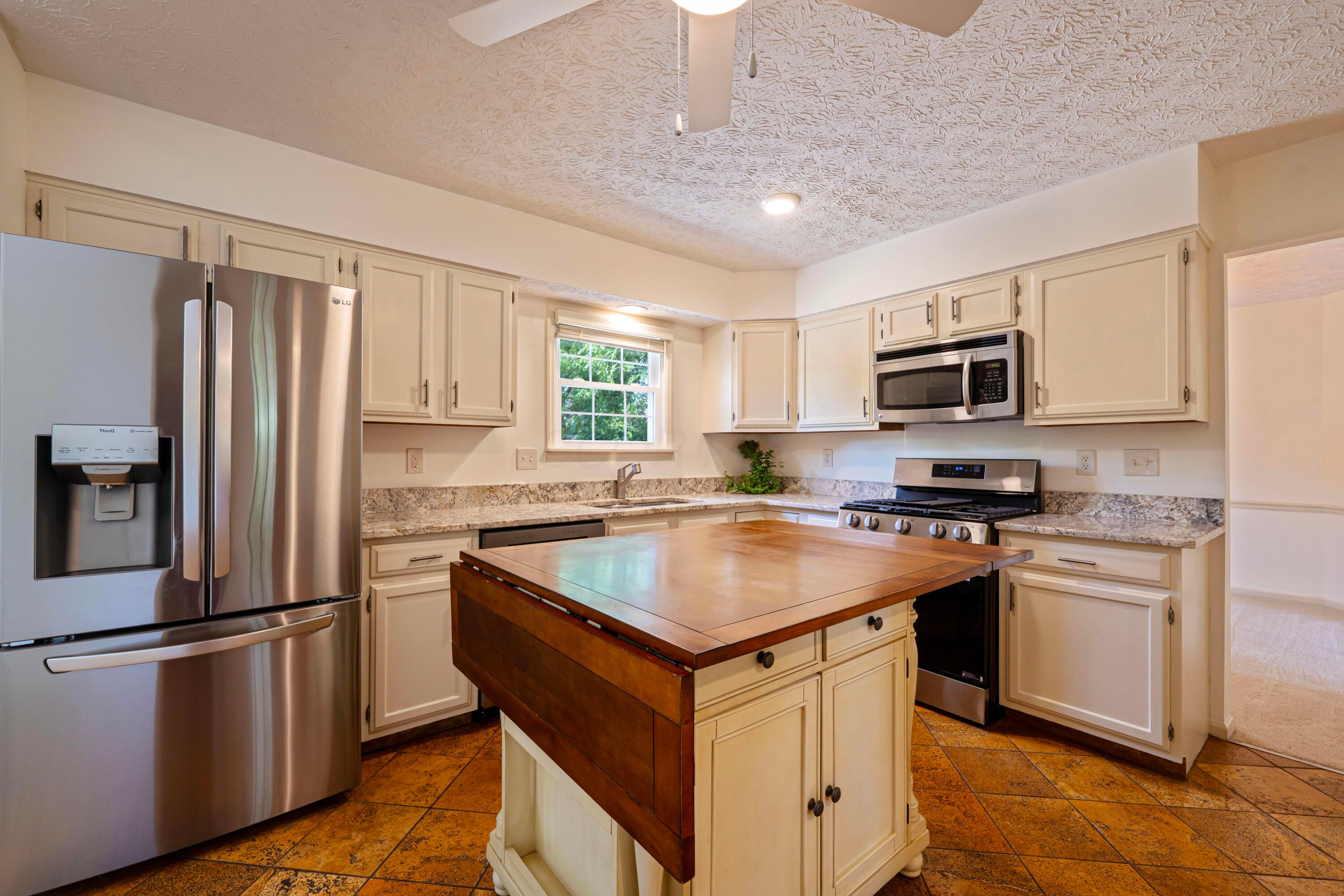 4976 Harvest Meadow Road