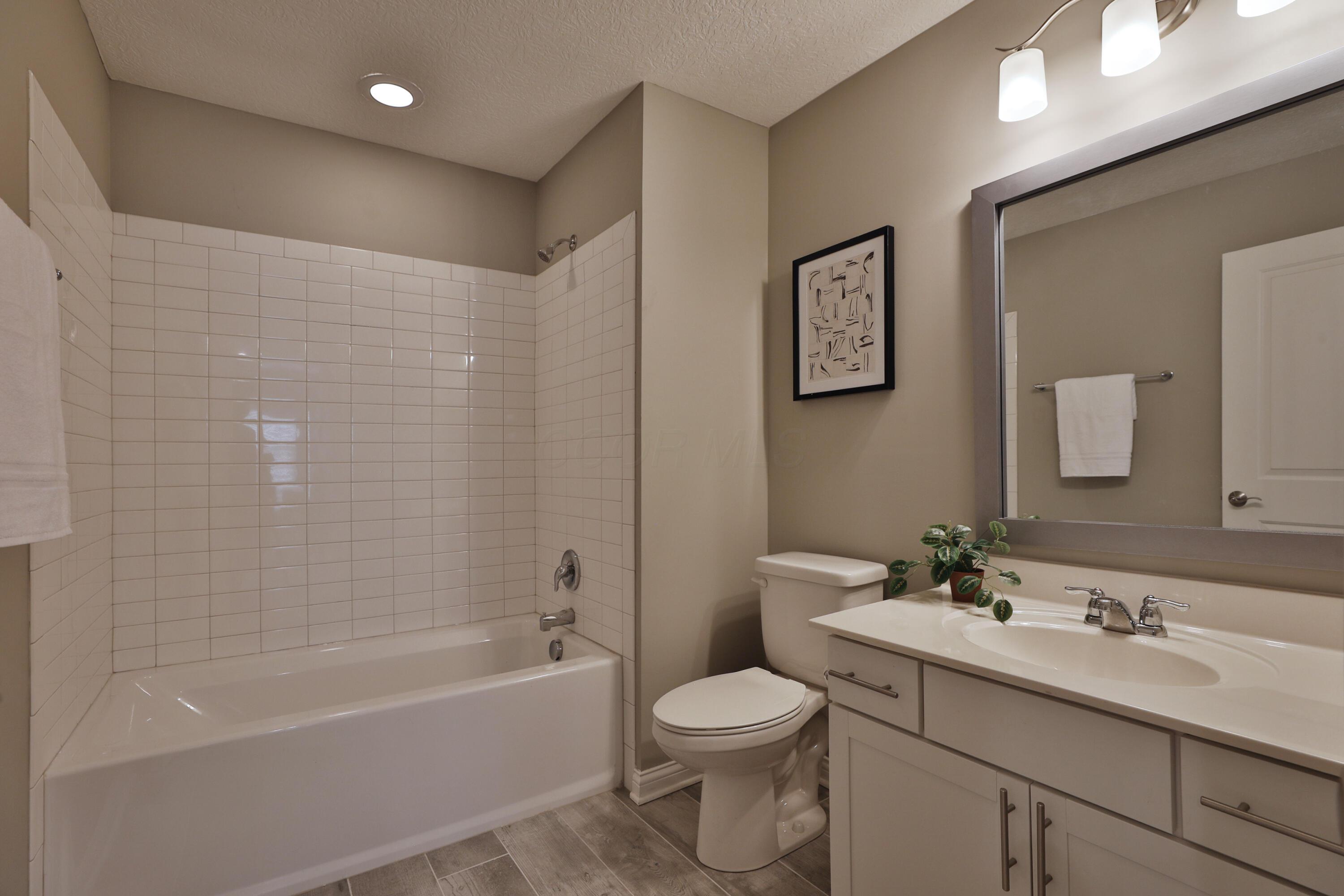 3922 Trail Ridge Drive