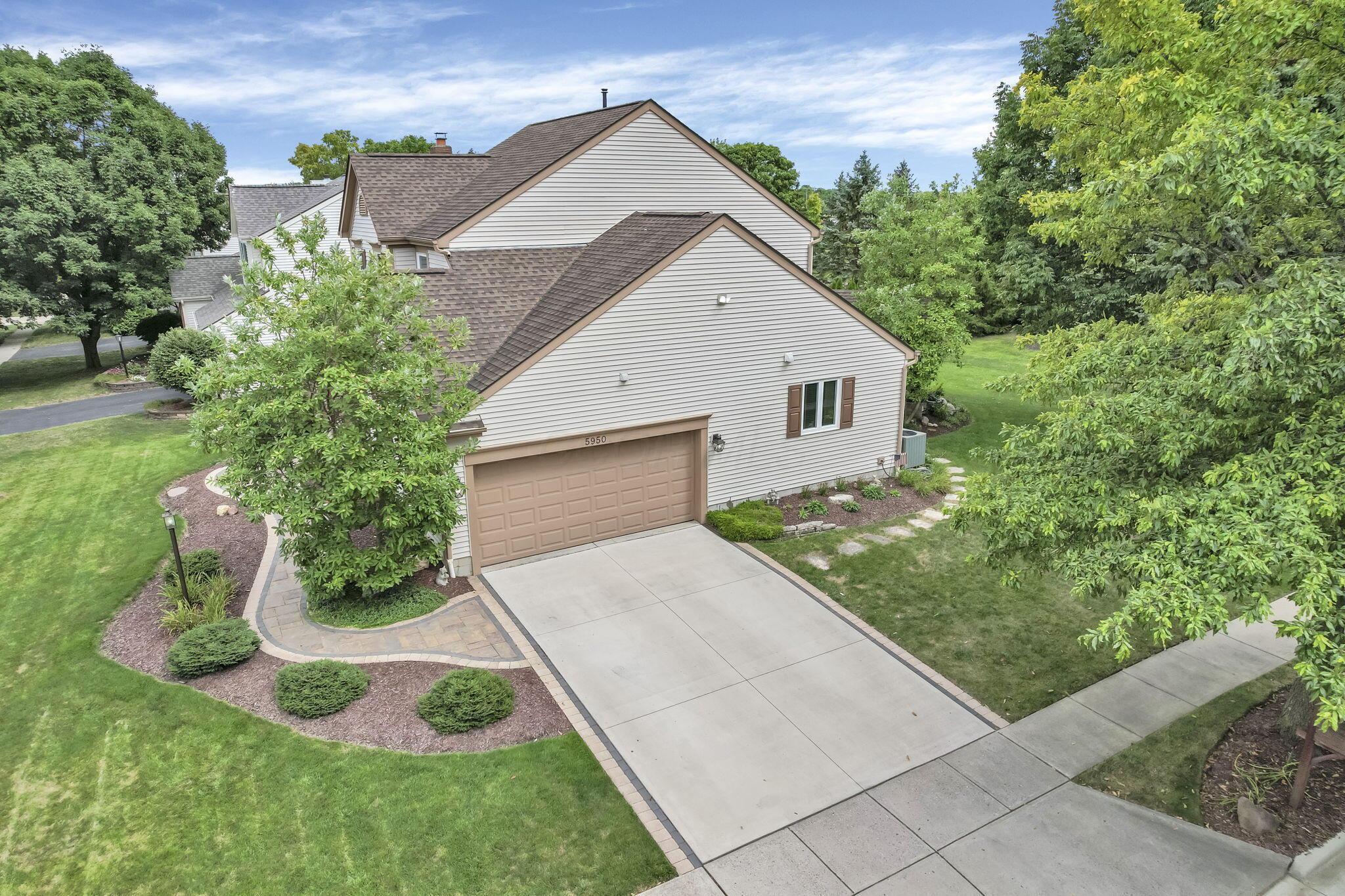 5950 Varwyne Drive