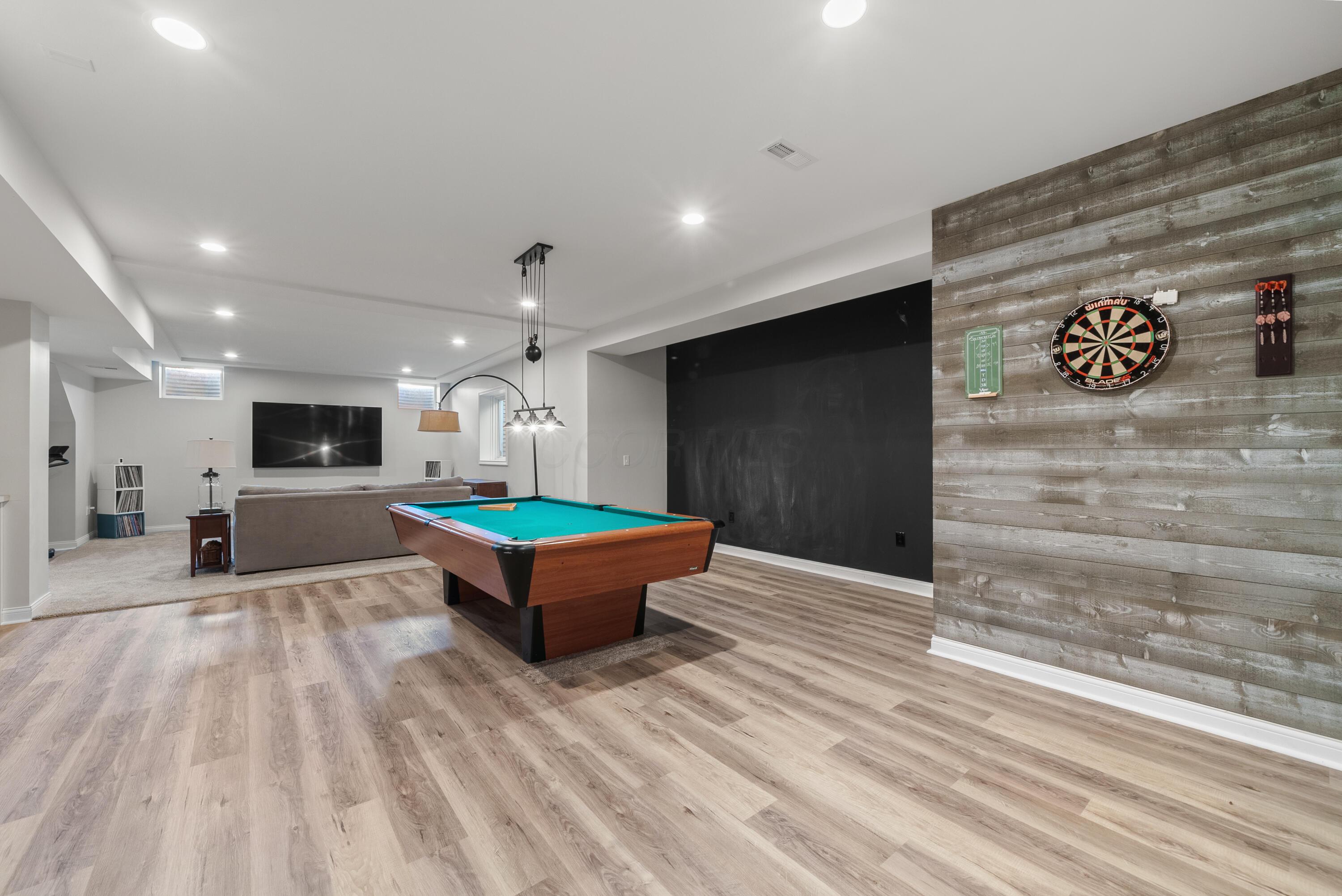 8153 Lilium Way