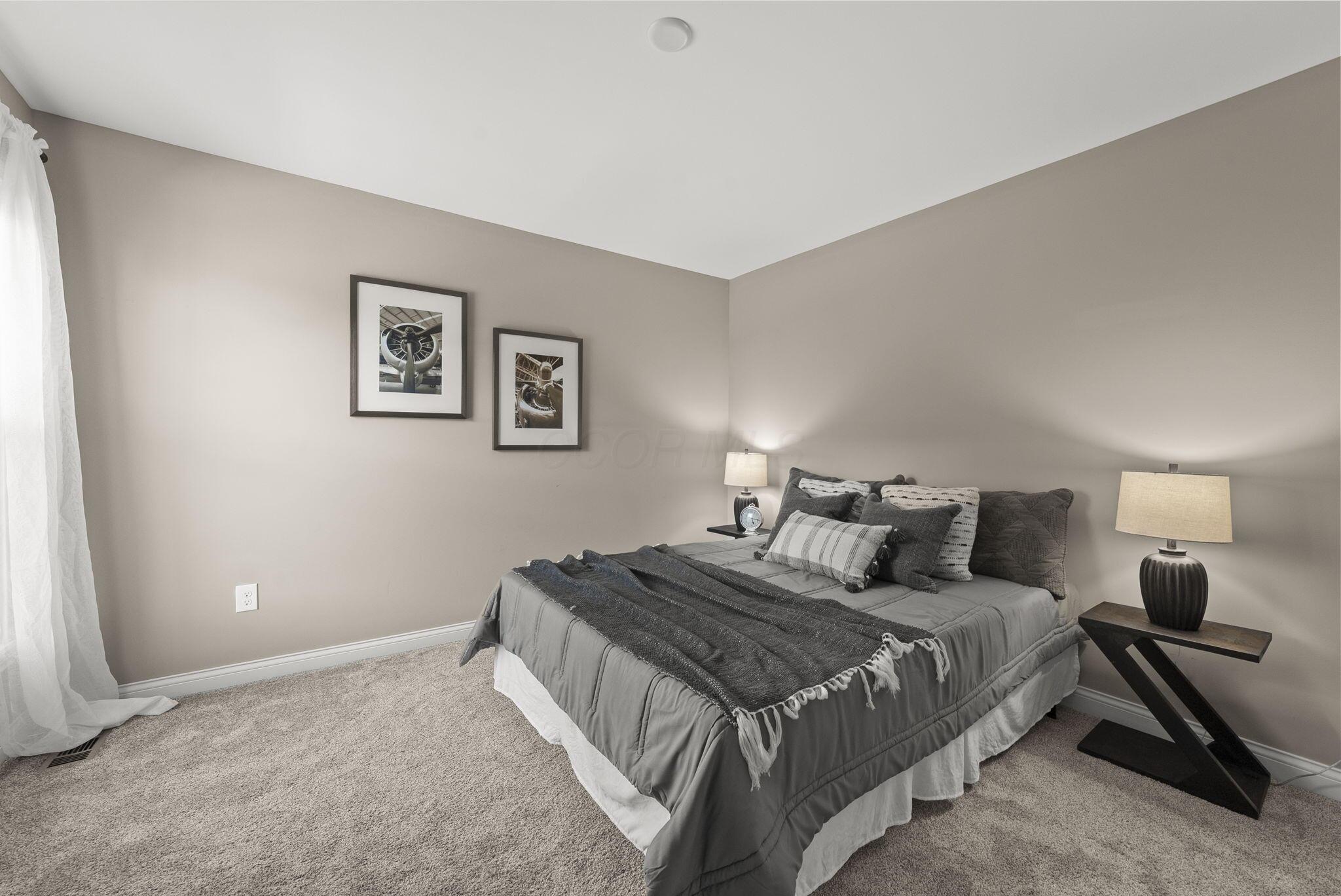 8153 Lilium Way