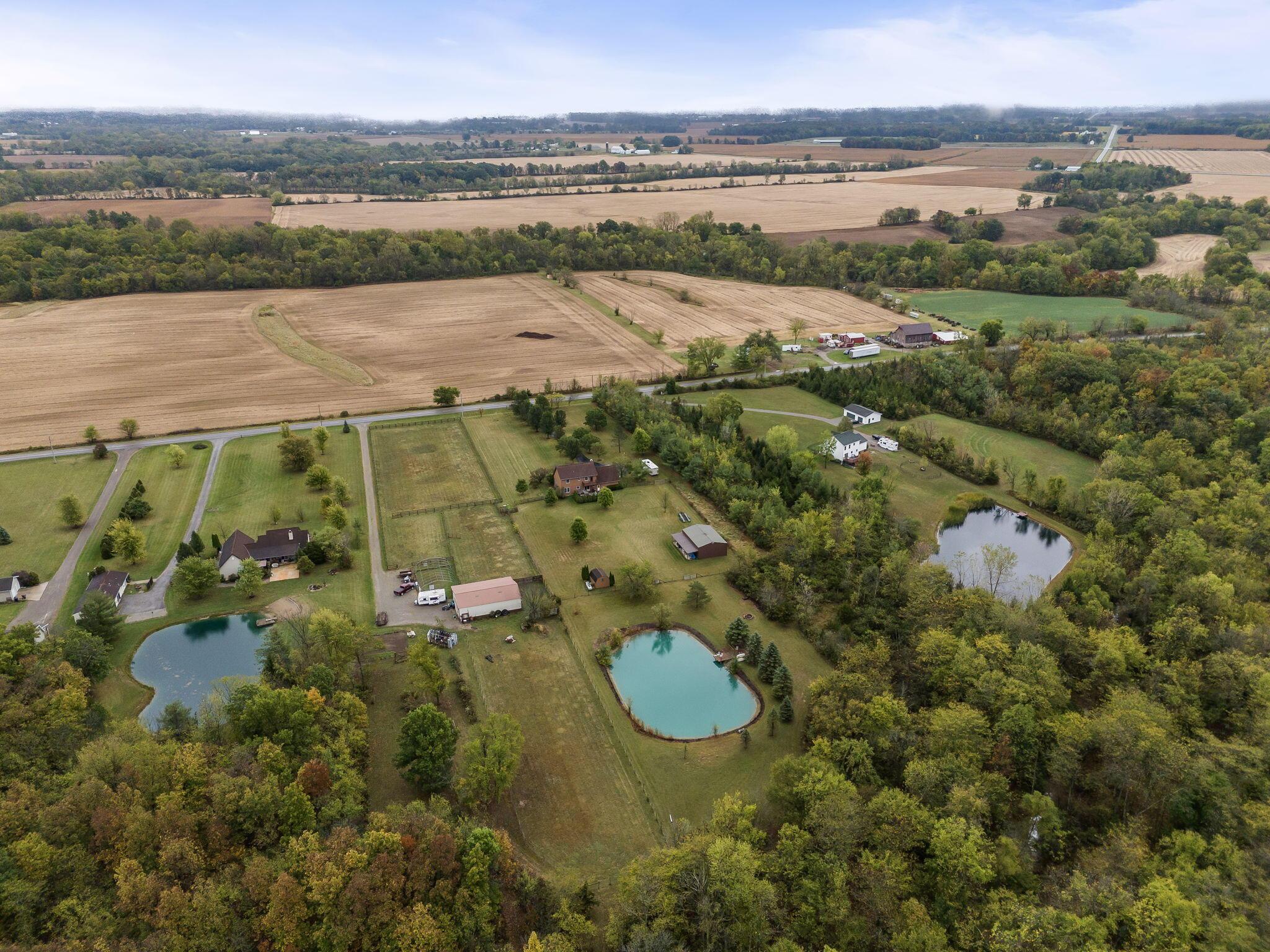 828 County Rd 142 S