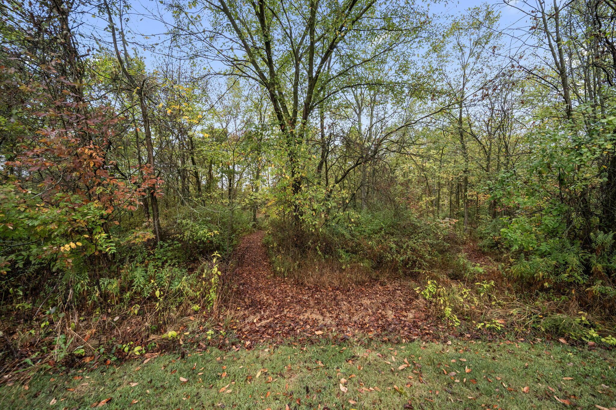 828 County Rd 142 S