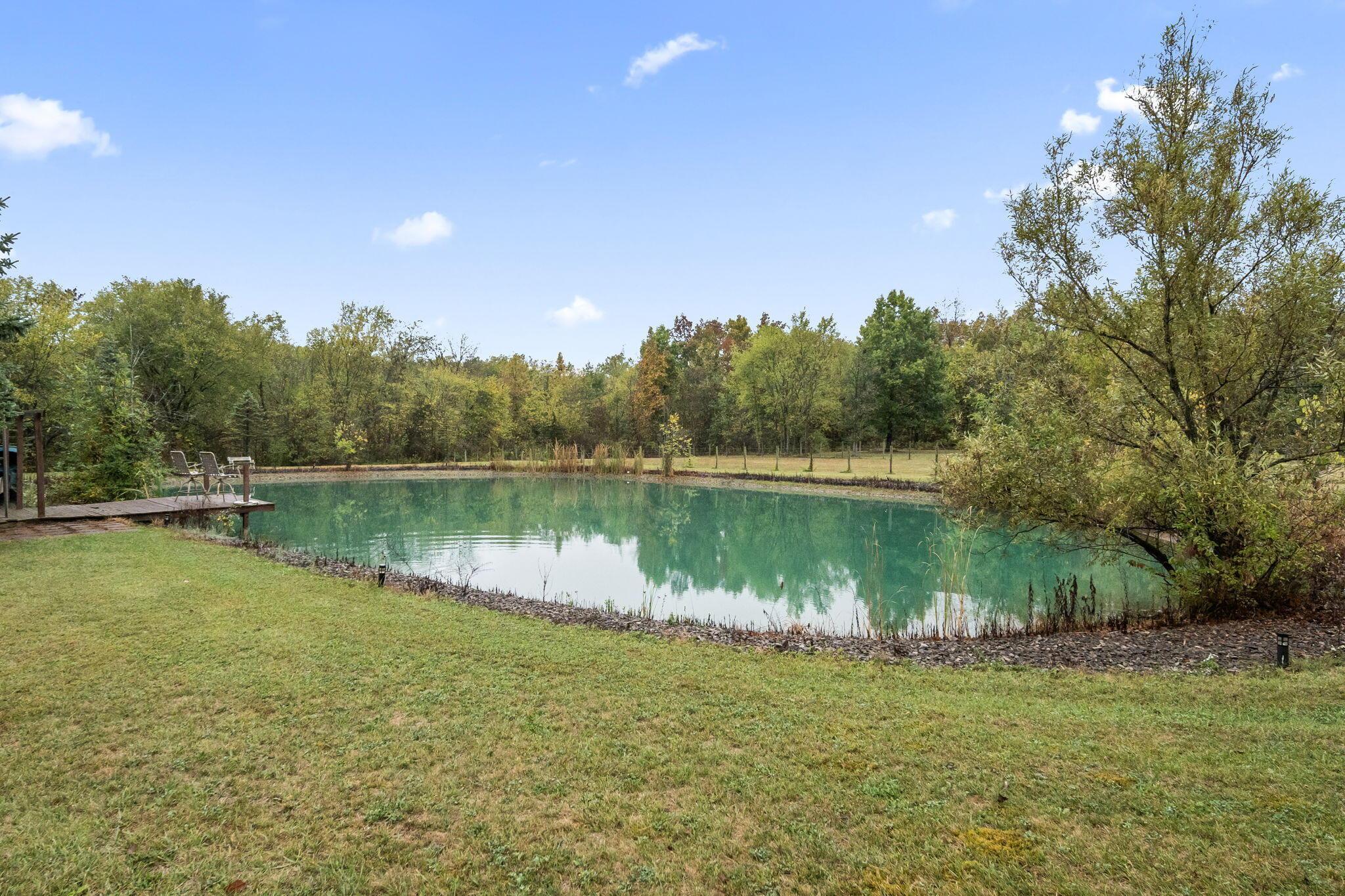 828 County Rd 142 S