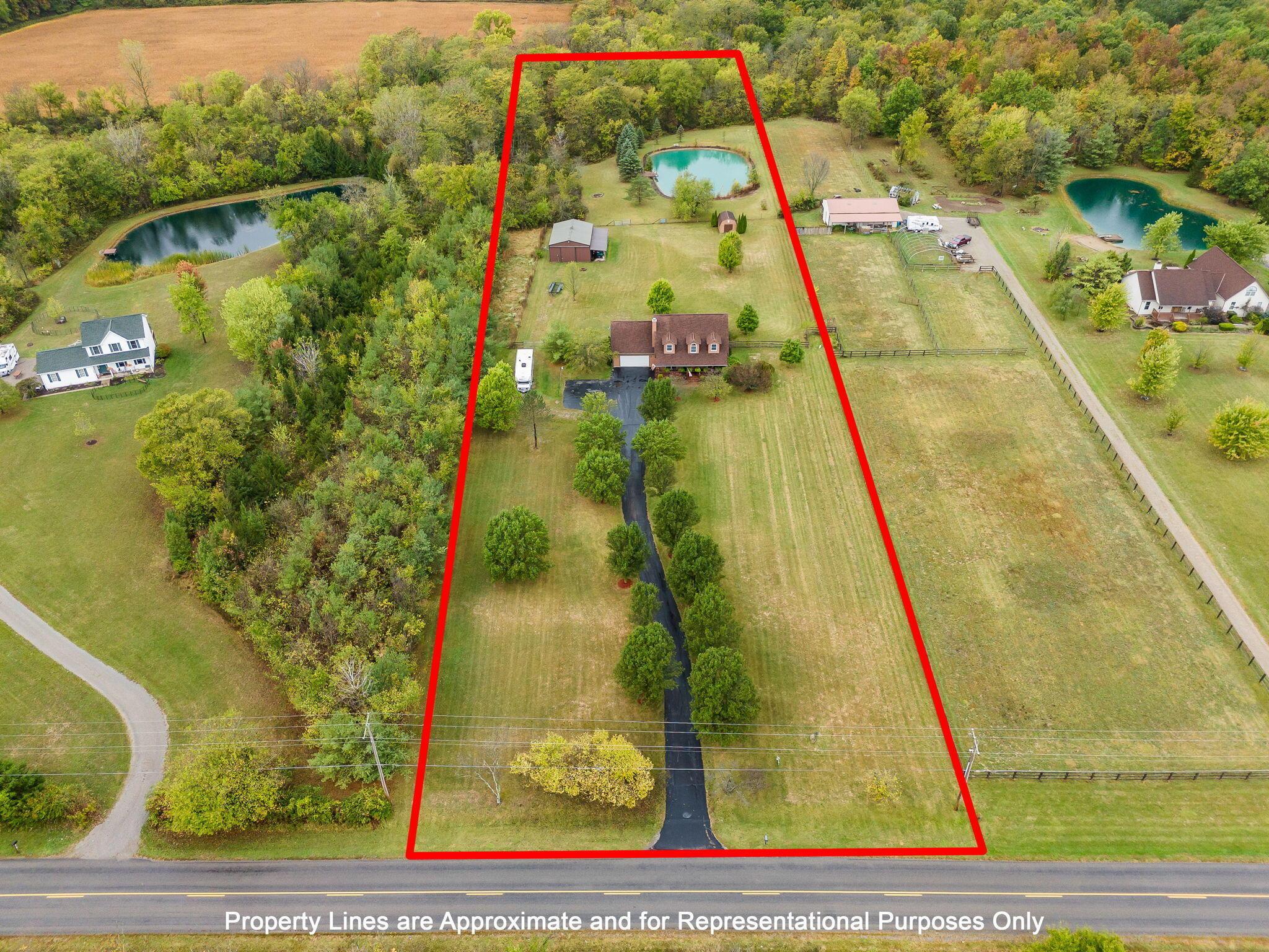 828 County Rd 142 S