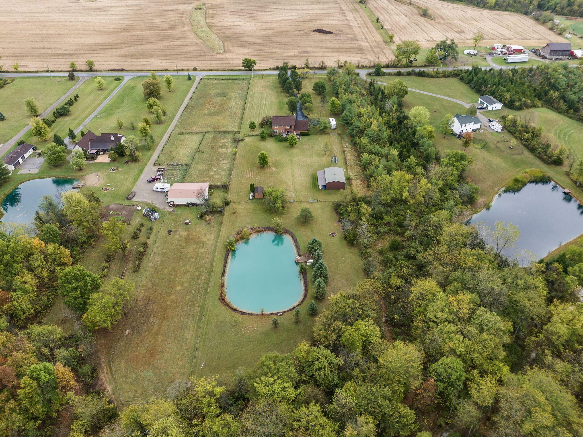 828 County Rd 142 S