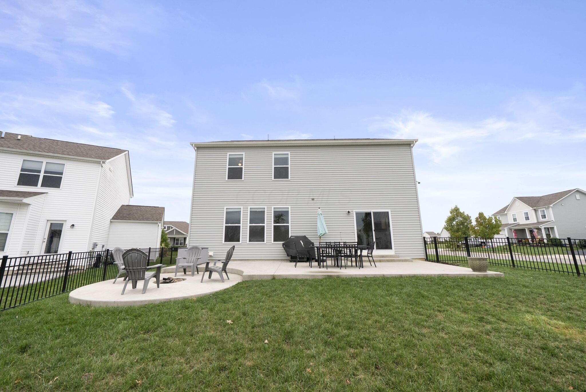 123 Ratcliff Lane