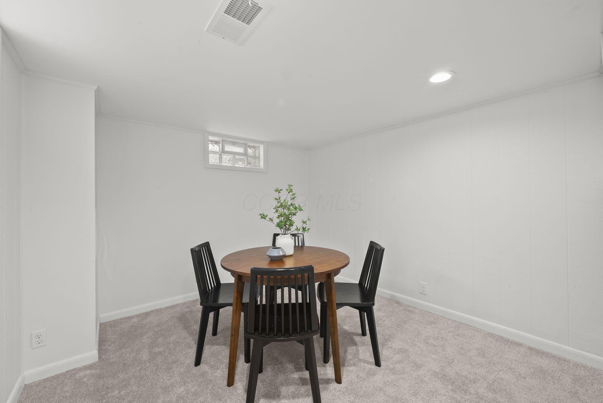 2748 Tremont Road