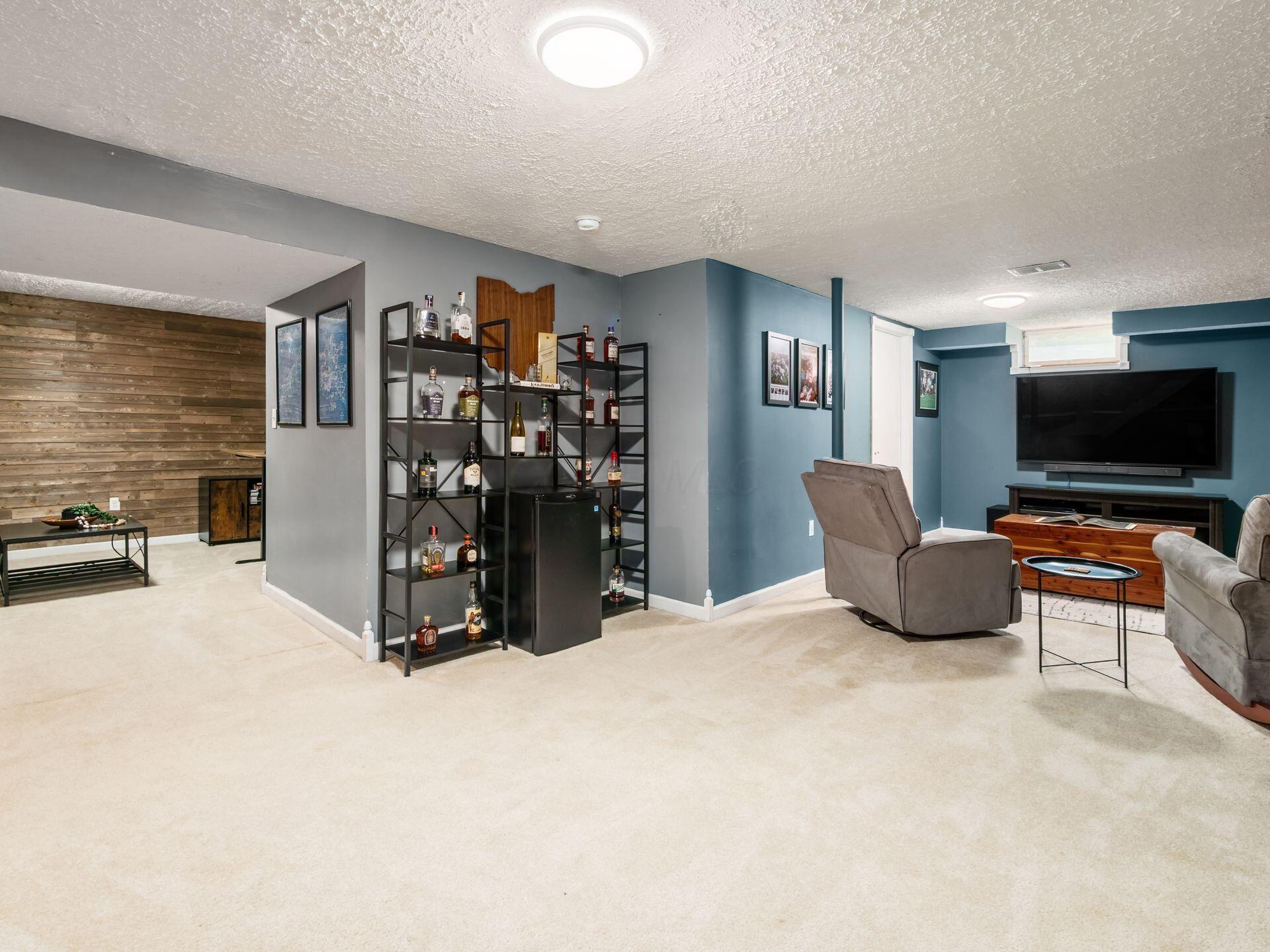 5490 Old Creek Lane