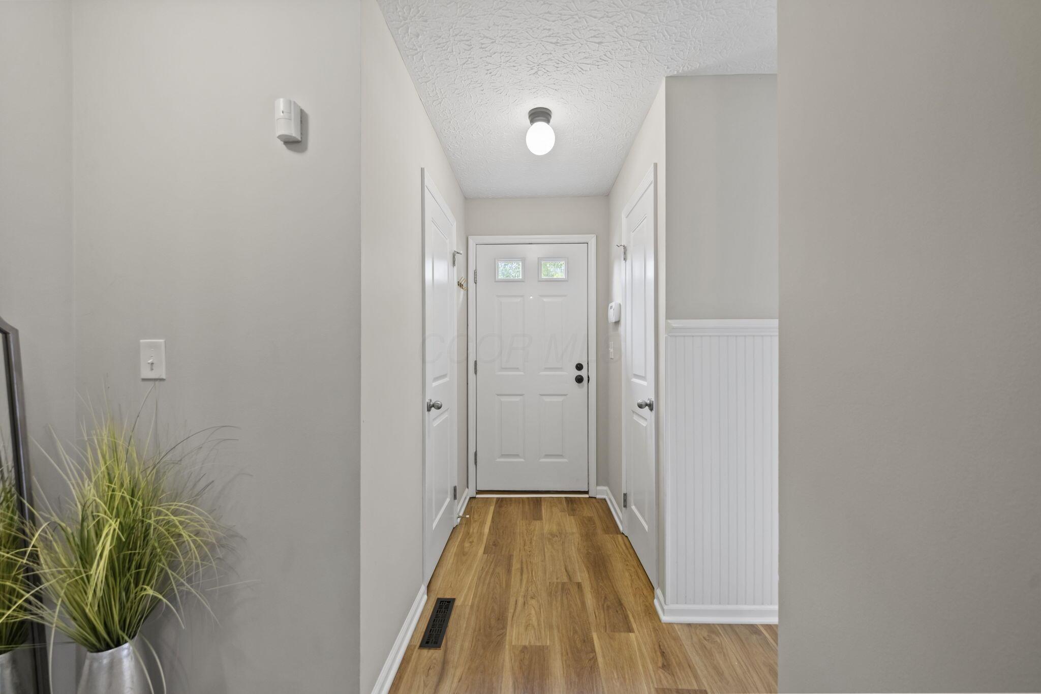 3262 Brookview Way, 11