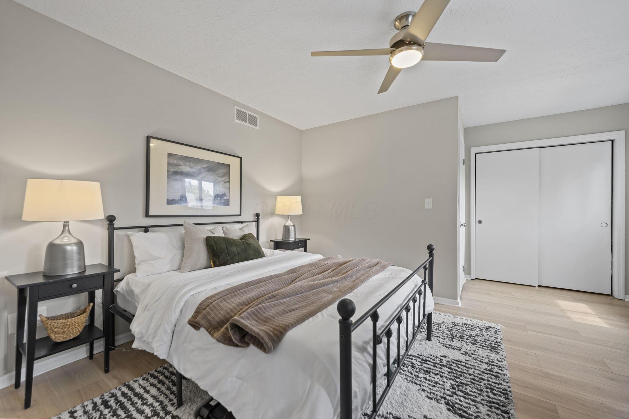 3262 Brookview Way, 11