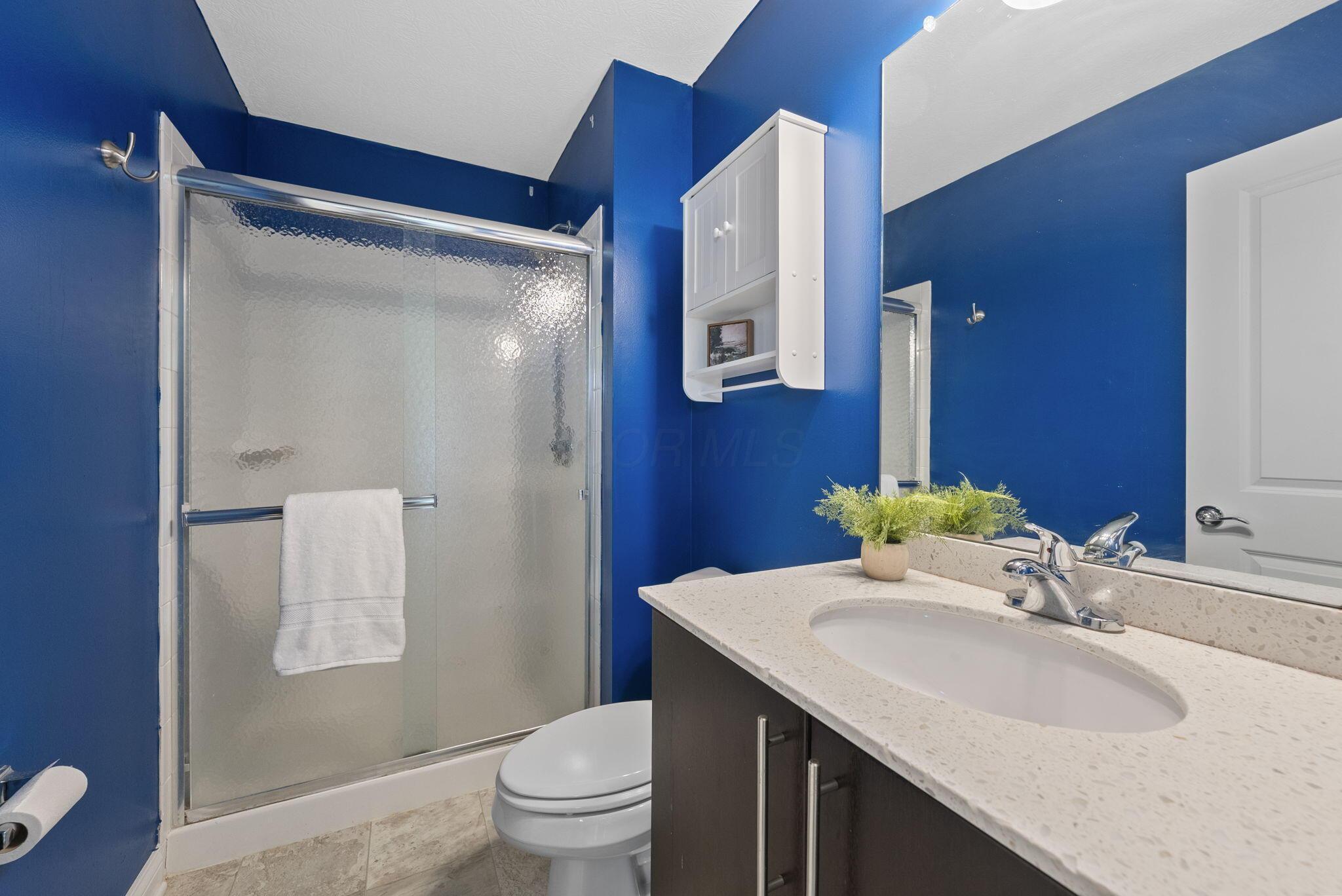 6192 Brassie Avenue, 405