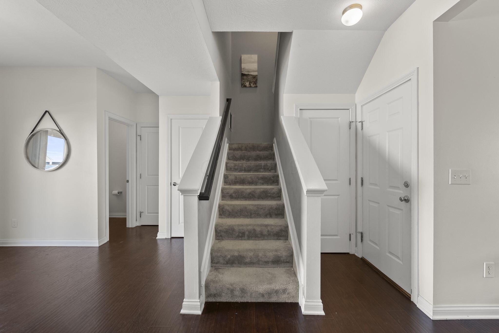 6192 Brassie Avenue, 405