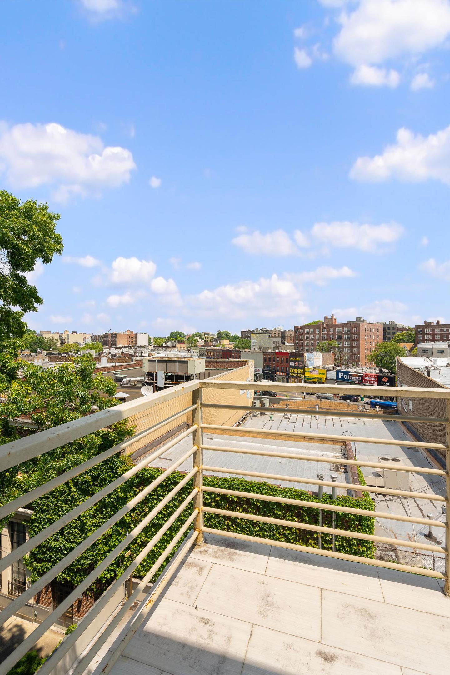 145 Kenilworth Place 6A