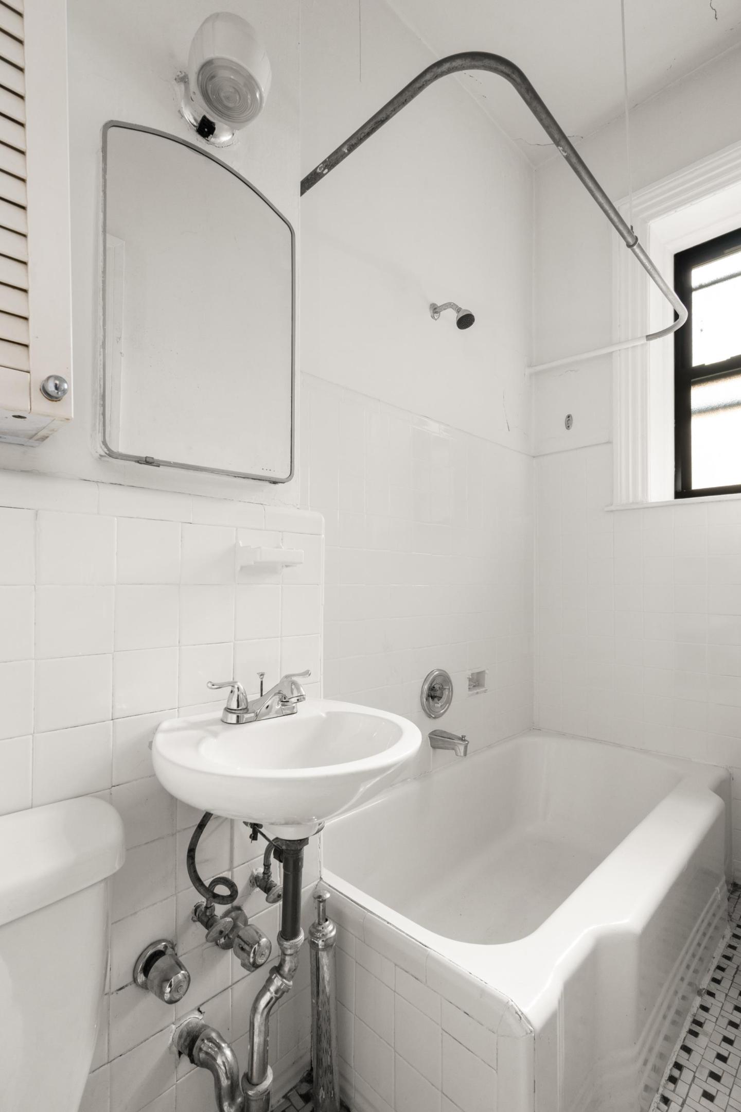 615 W 113th Street 312