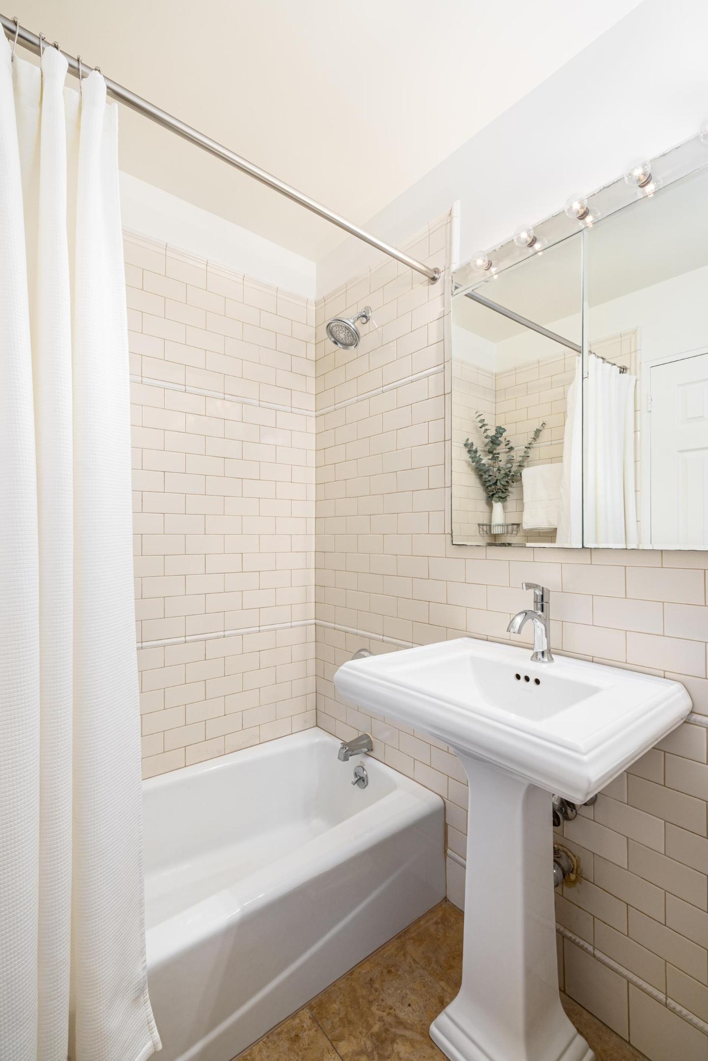 444 E 75th Street 8-F