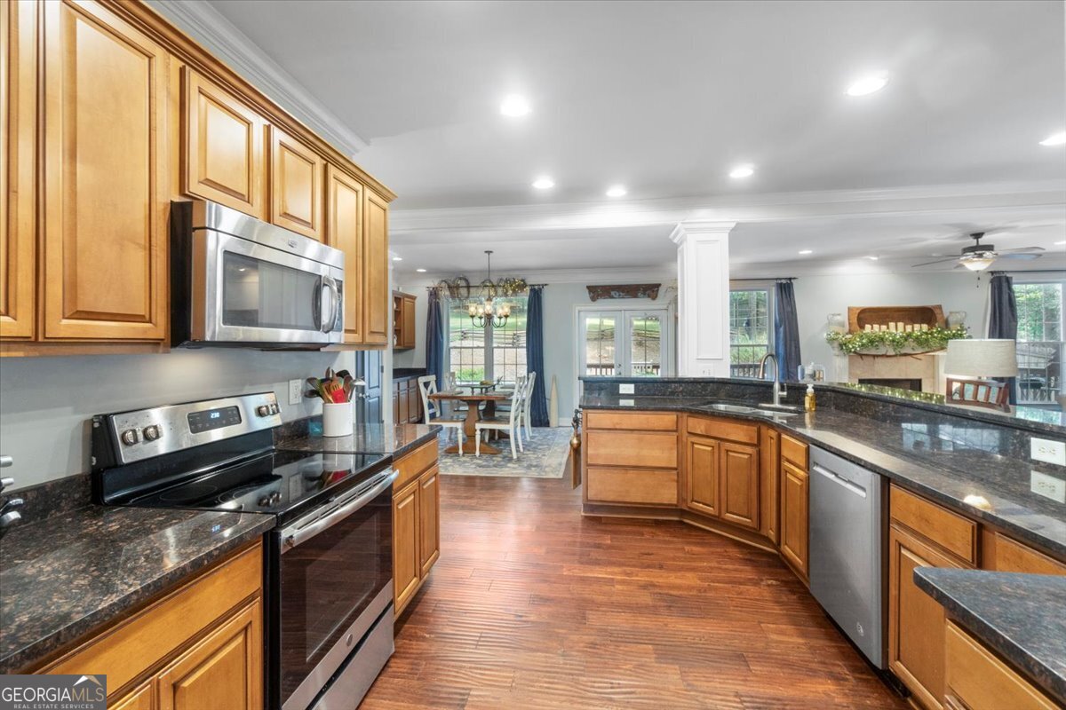 315 Greystone