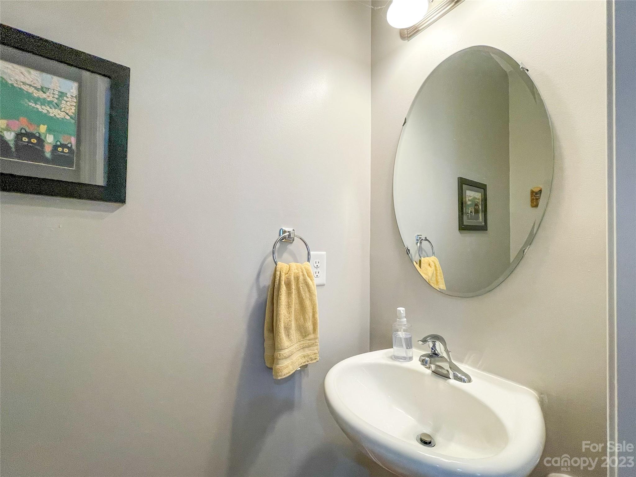 6948 Colonial Garden Drive