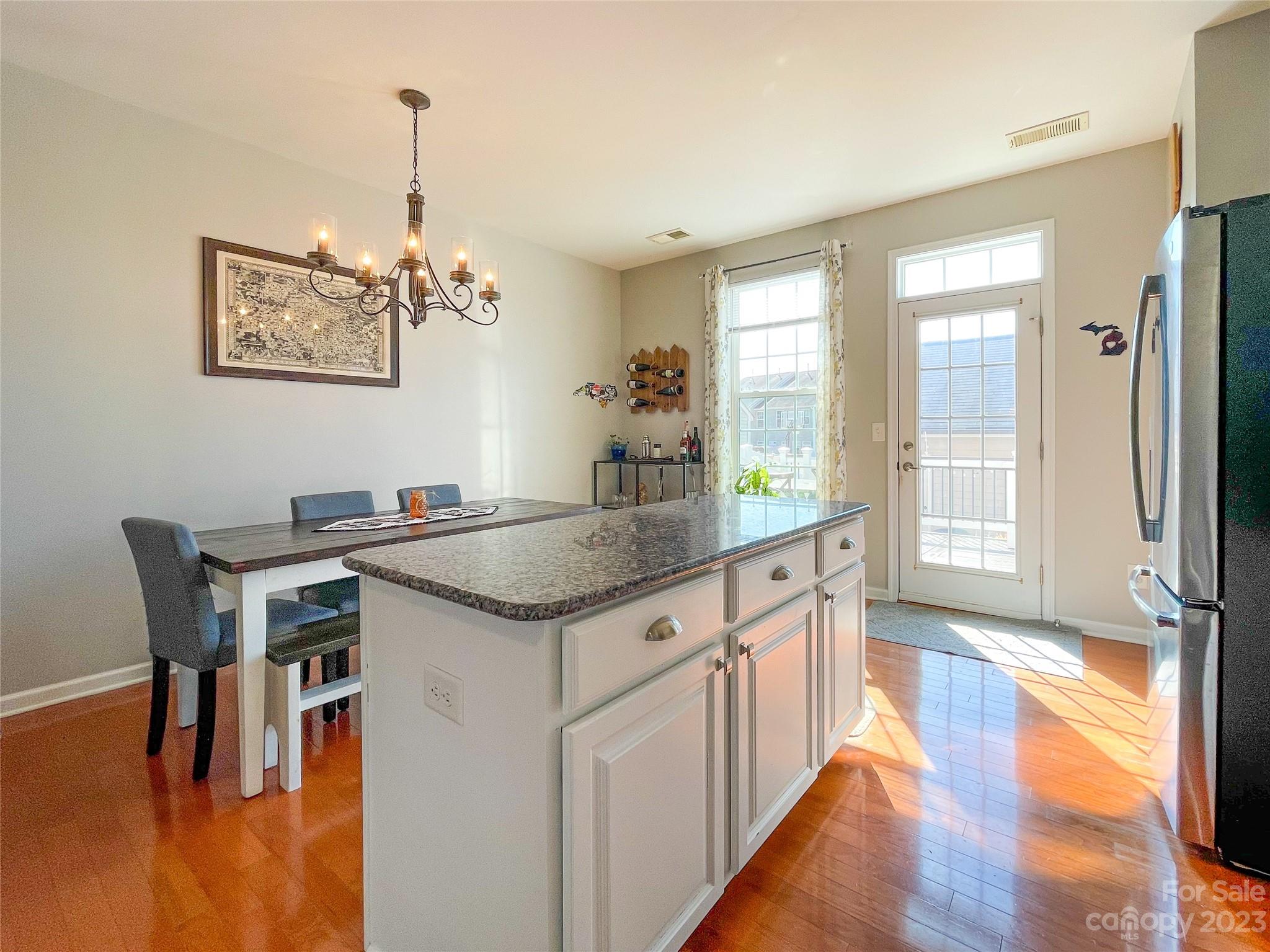 6948 Colonial Garden Drive