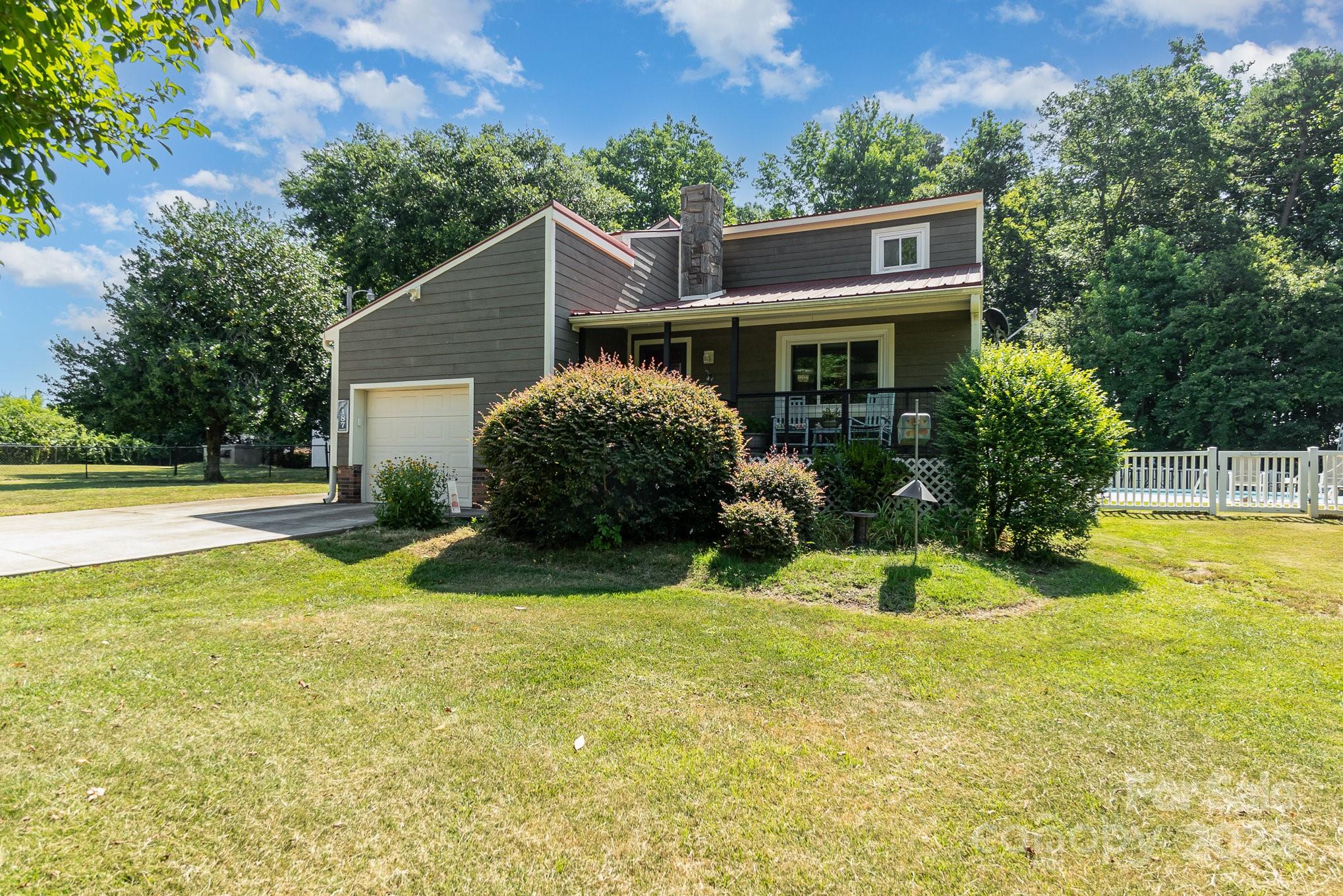 187 Bridges Farm Road