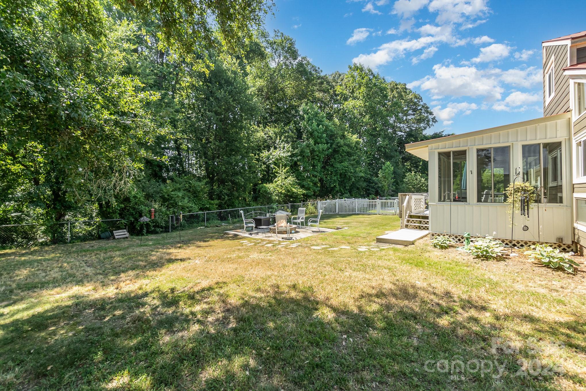 187 Bridges Farm Road