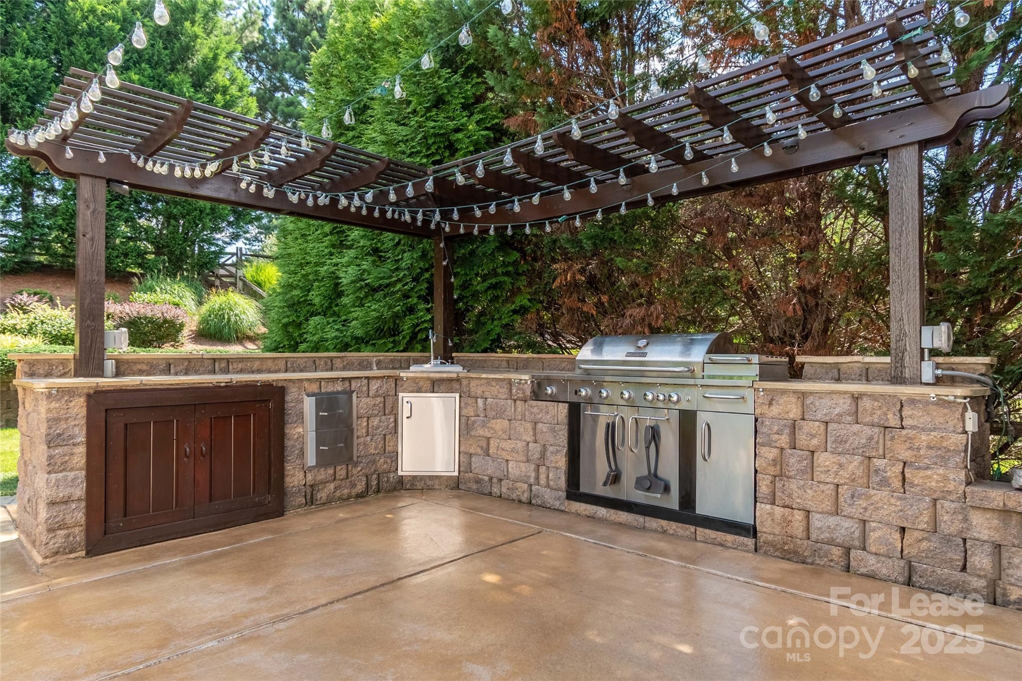 133 Steeplechase Avenue
