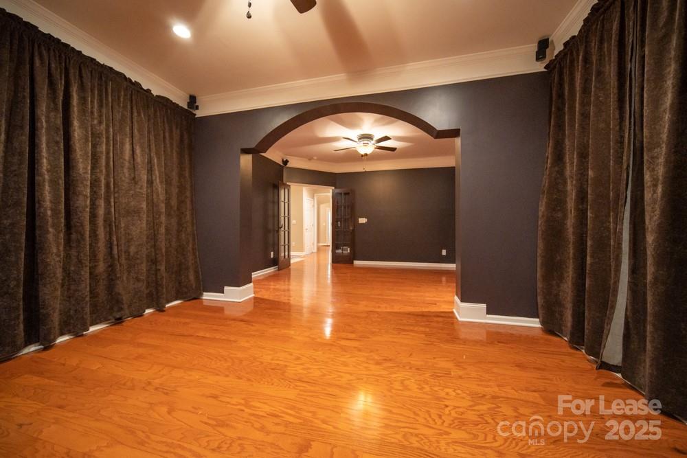 133 Steeplechase Avenue