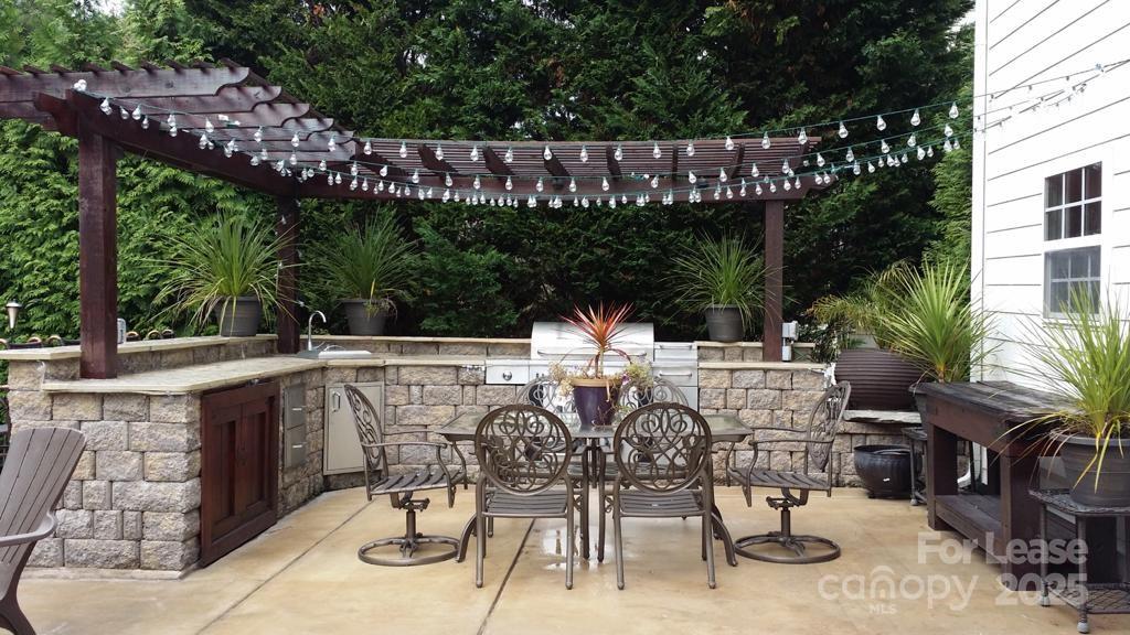 133 Steeplechase Avenue