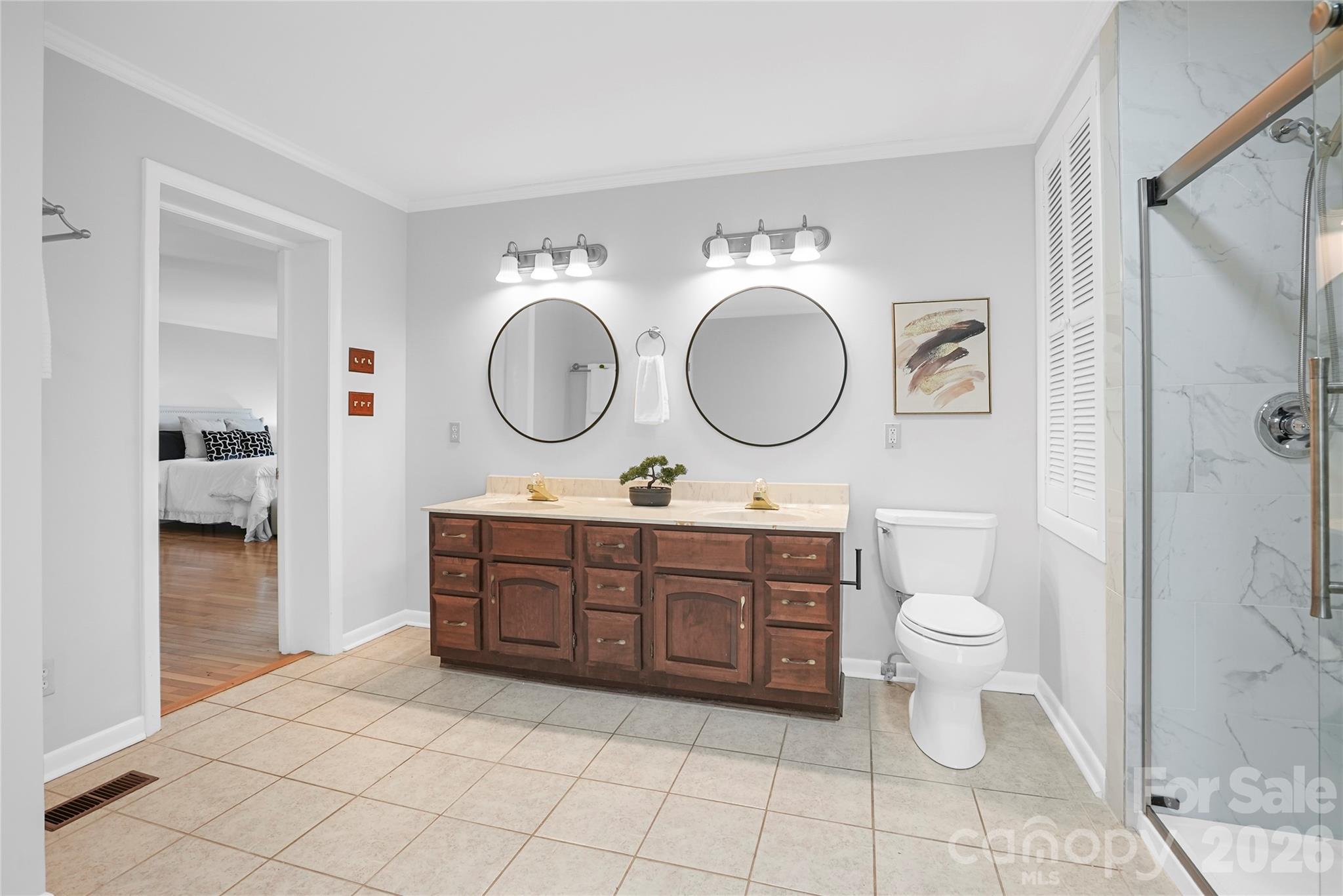 846 S Magnolia Street