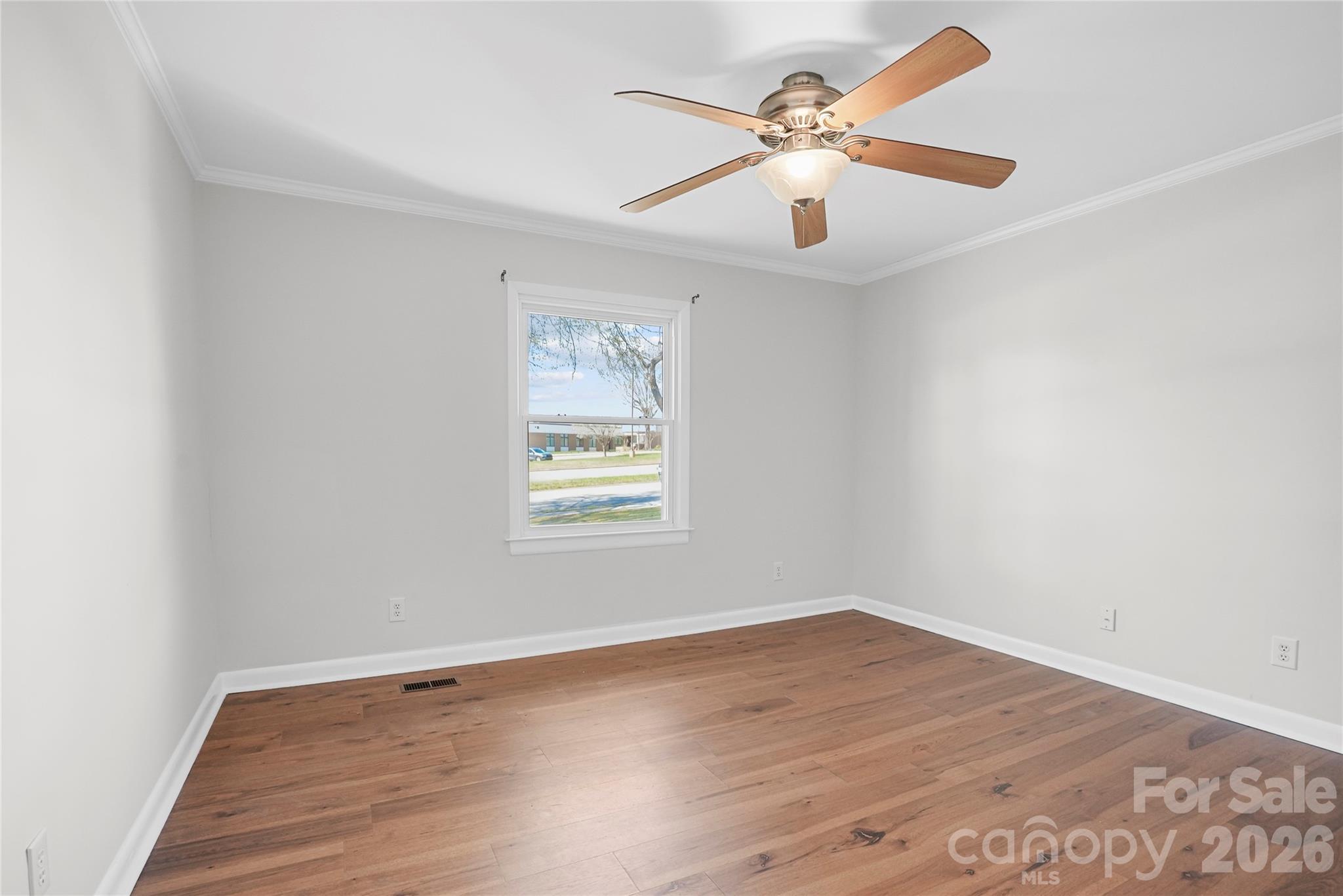 846 S Magnolia Street