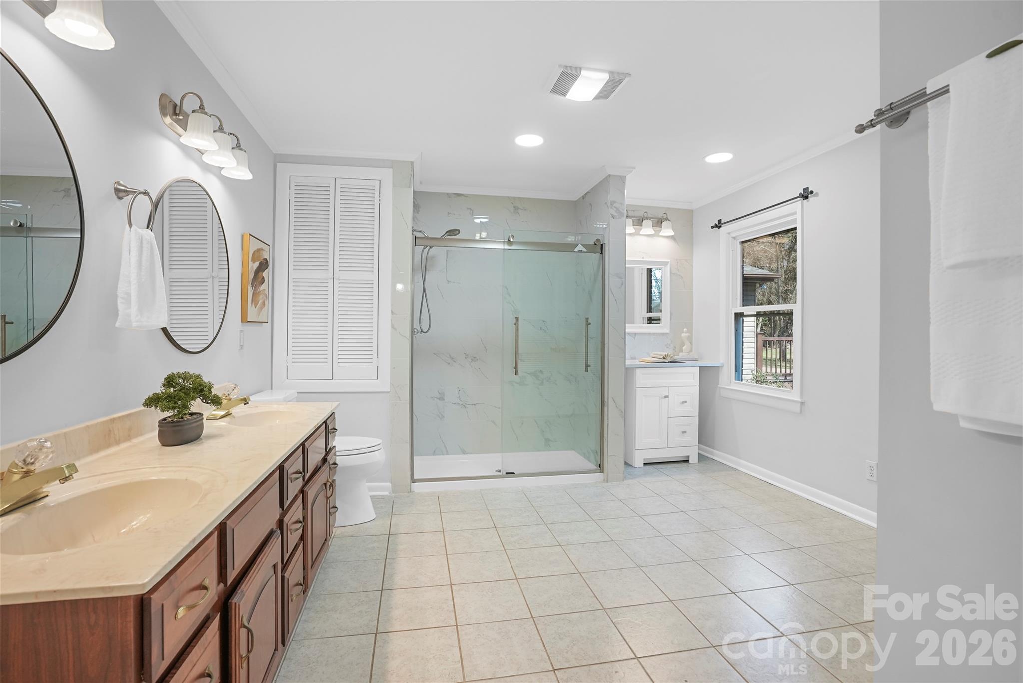 846 S Magnolia Street