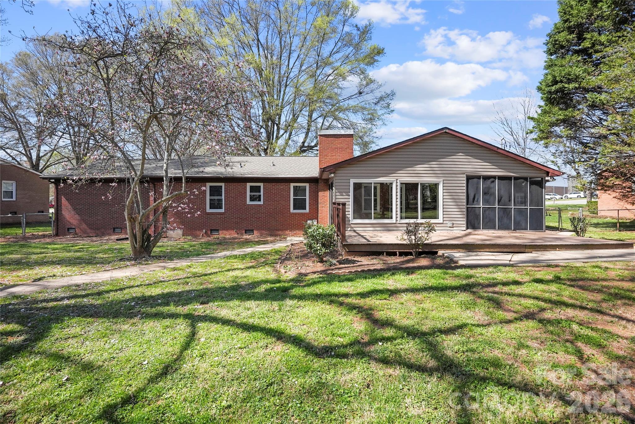 846 S Magnolia Street