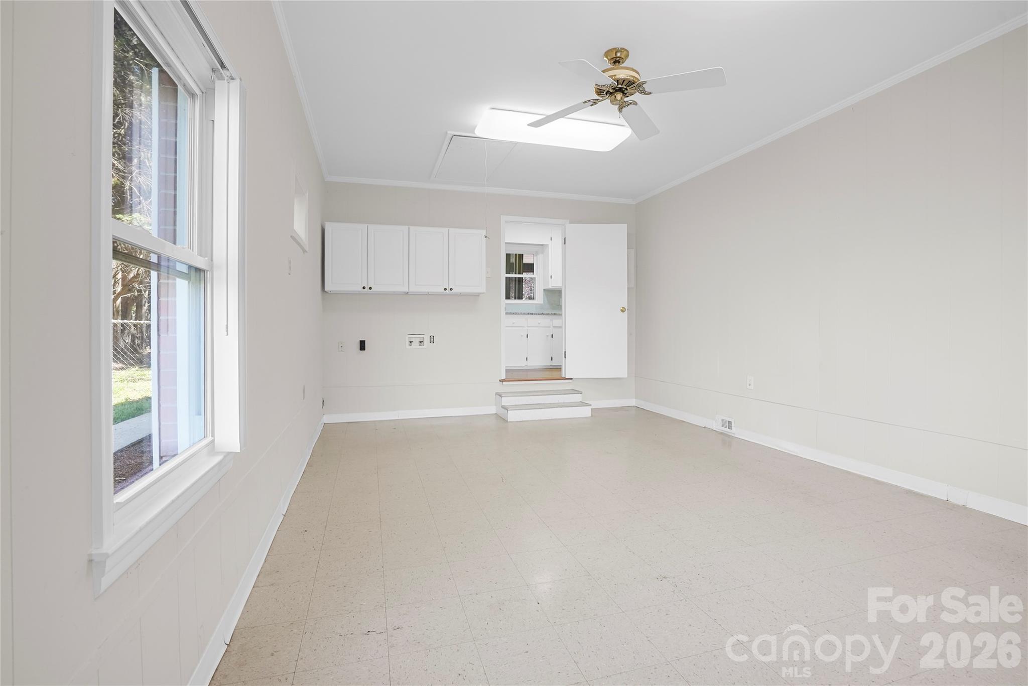 846 S Magnolia Street