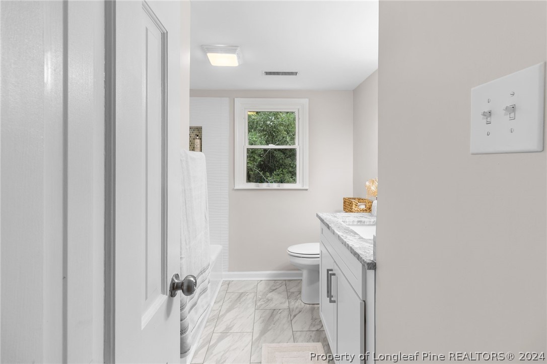 2718 Mirror Lake Drive