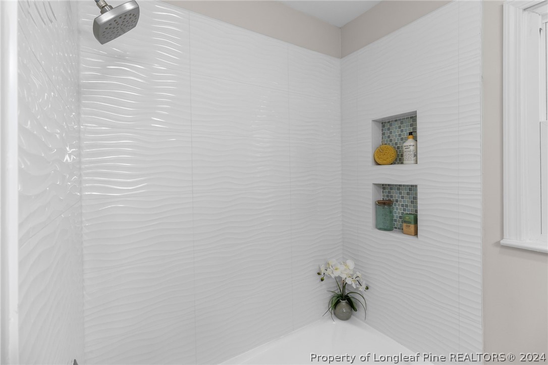 2718 Mirror Lake Drive