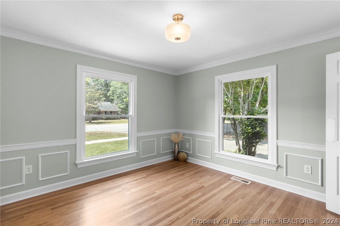 2718 Mirror Lake Drive