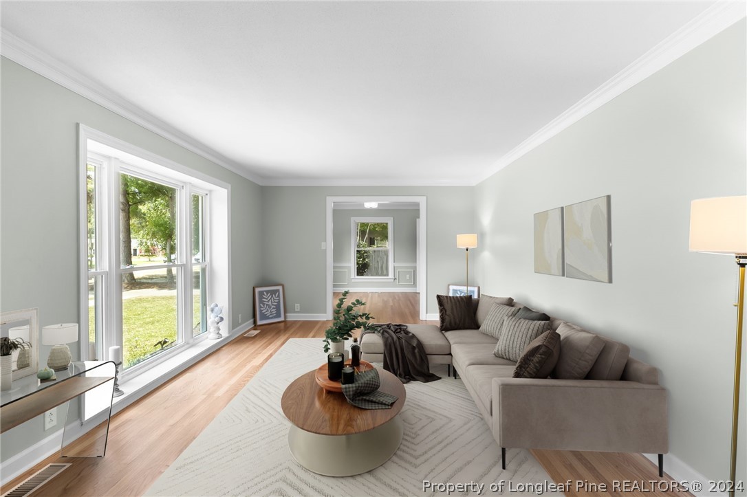 2718 Mirror Lake Drive