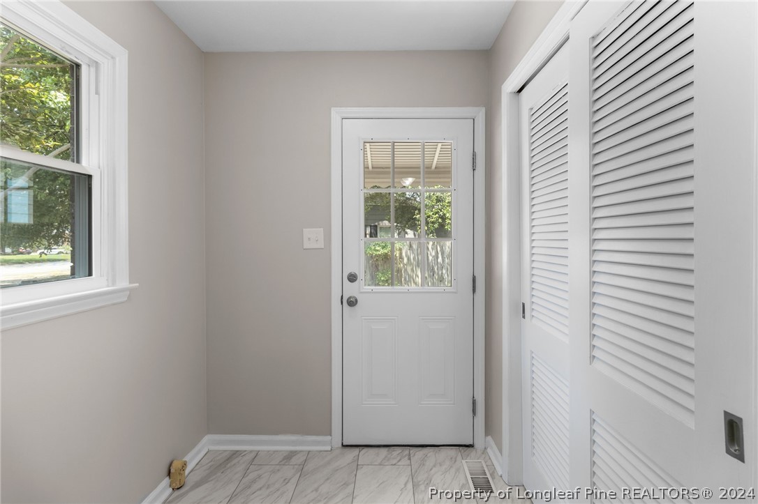 2718 Mirror Lake Drive