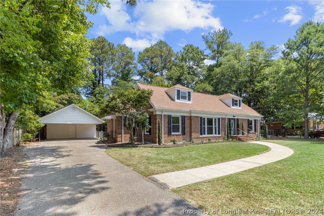 2718 Mirror Lake Drive