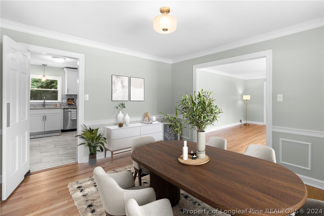 2718 Mirror Lake Drive