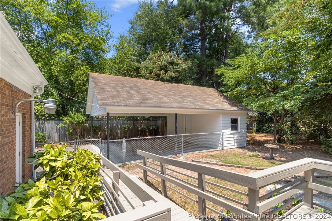 2718 Mirror Lake Drive