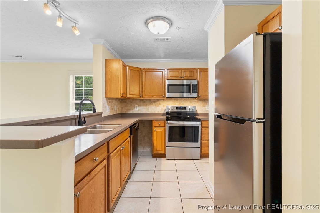 3314 Harbour Pointe Place 104