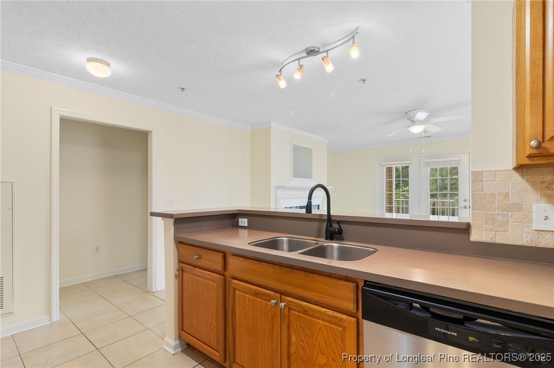3314 Harbour Pointe Place 104