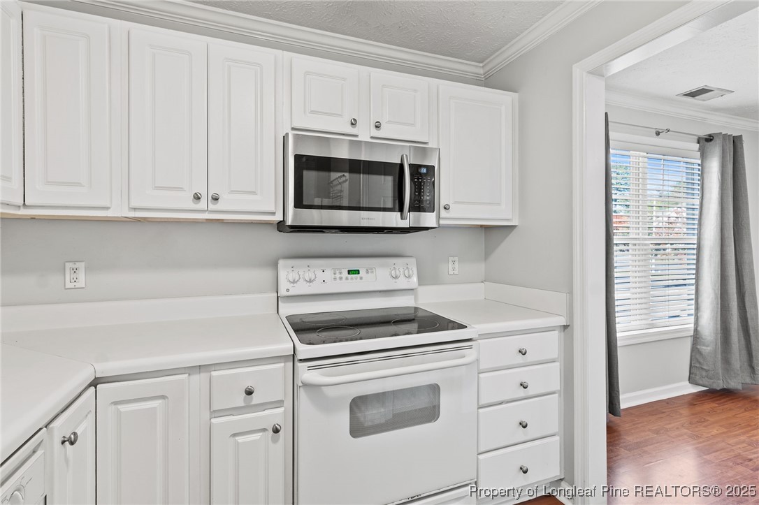 3314 Harbour Pointe Place 8