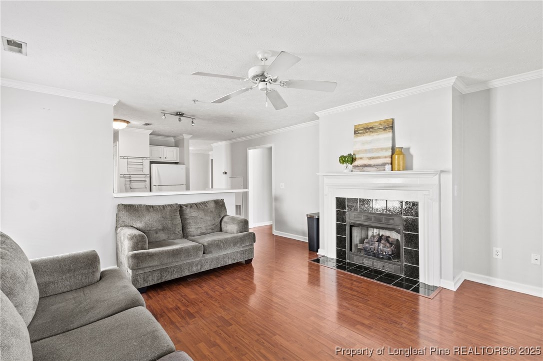 3314 Harbour Pointe Place 8