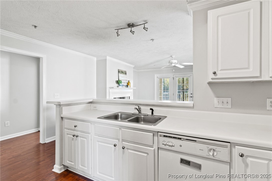 3314 Harbour Pointe Place 8