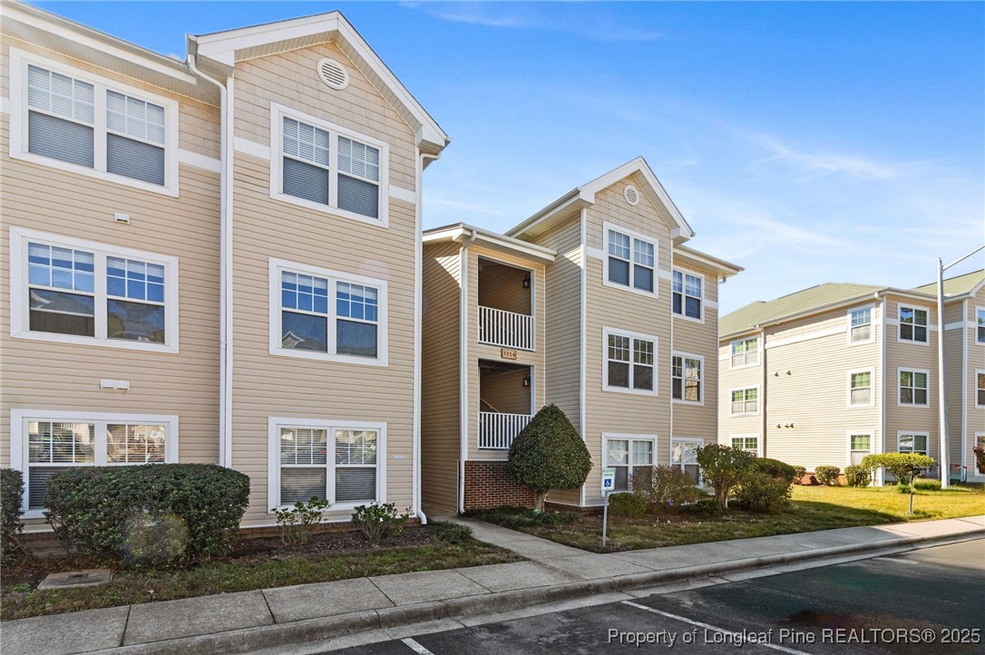 3314 Harbour Pointe Place 8