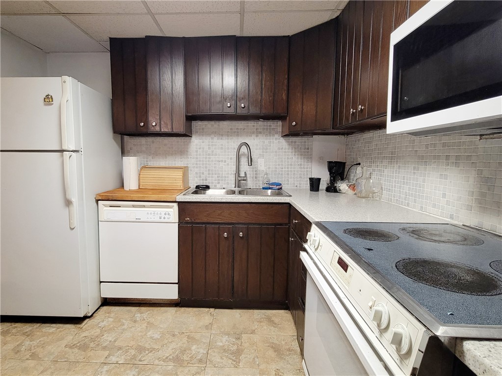 201 Grant St 607